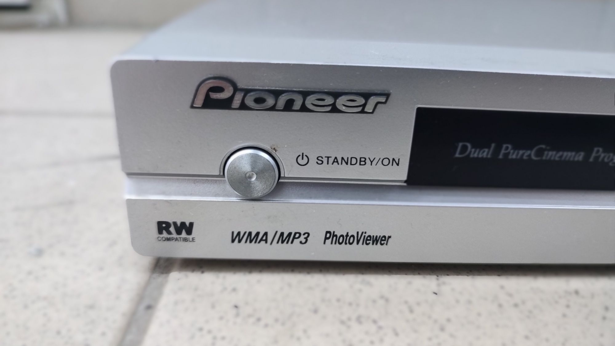 Odtwarzacz DVD Pioneer DV-393