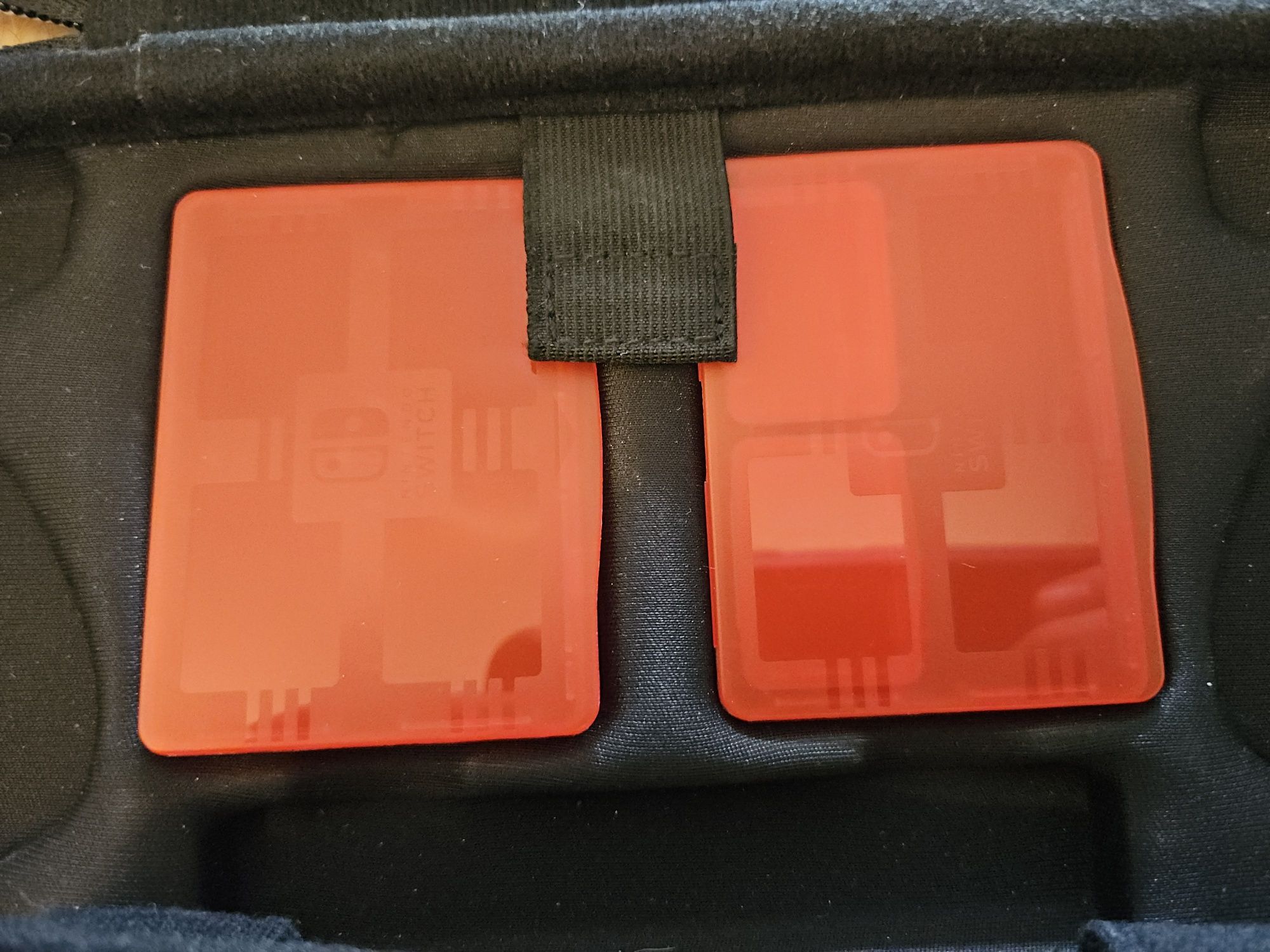 Nintendo Switch OLED komplet + etui, dodatkowe joycony