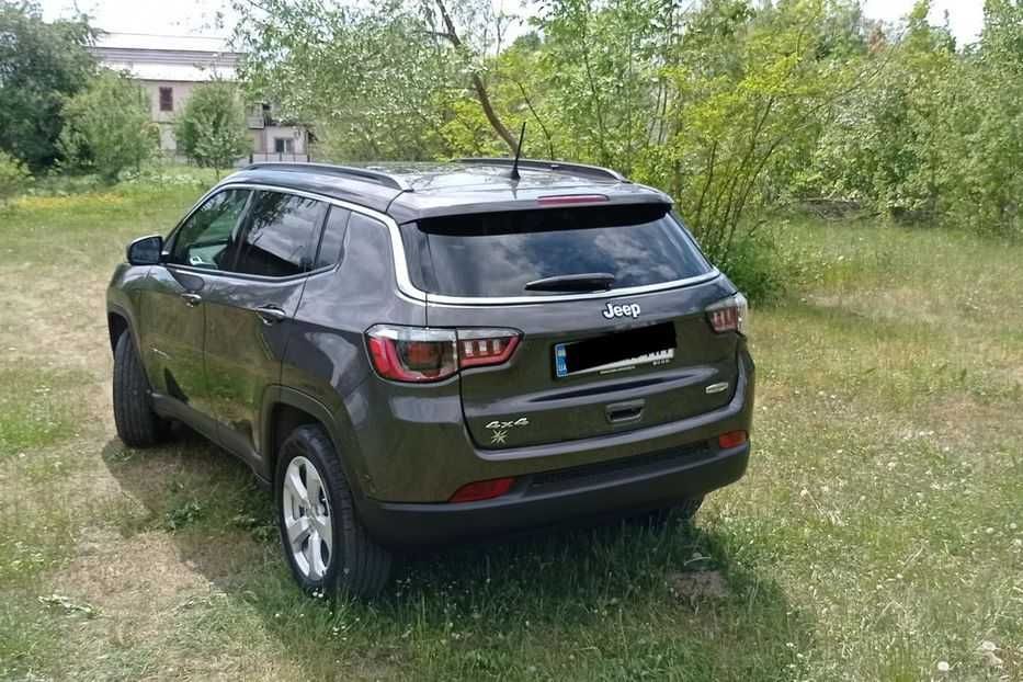 Продам Jeep Compass LATITUDE 2021