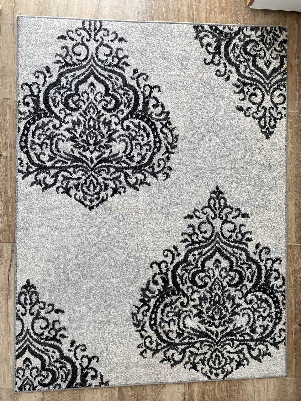Dywan  w  wymiarach 160/120