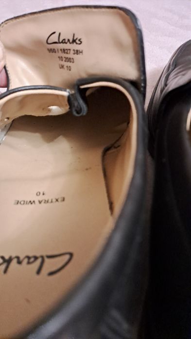 Продам шкіряні чоловічі туфлі. Відмінний стан,фірма Clarks . Розмір 10