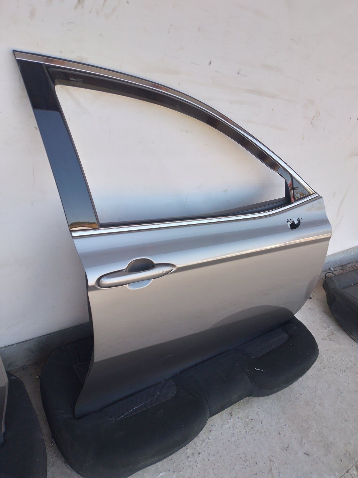 Дверь перед правая Toyota Camry 70 2017-2023