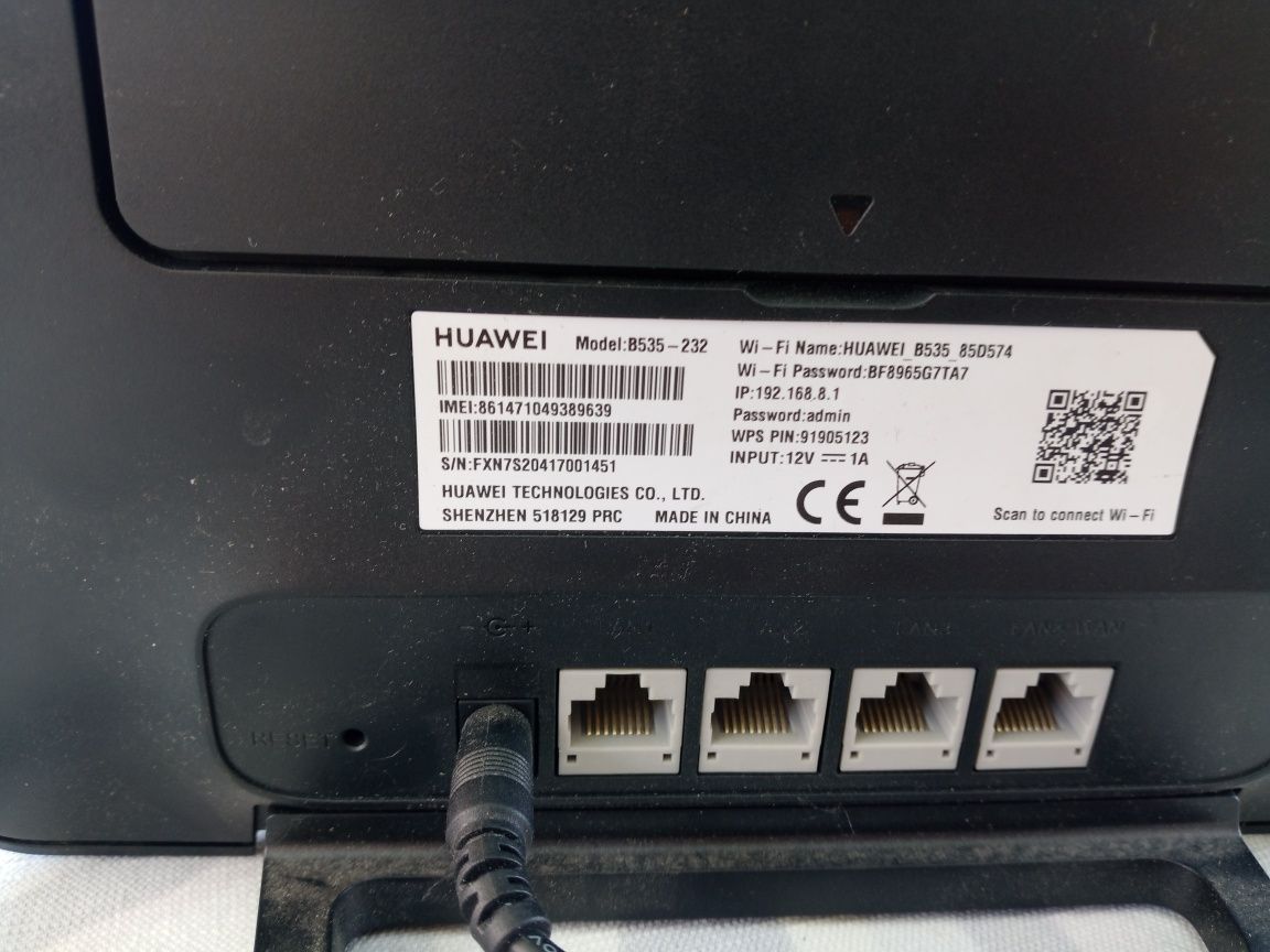 Router Huawei B525s-23a