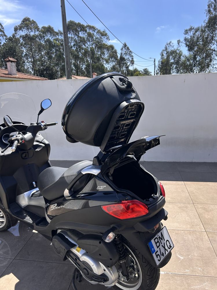 Piaggio MP3 LT 400cc – Só 1.946km! Nacional 2024