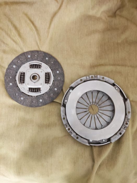 Комплект зчеплення/сцепления Renault Master ll 2.2-2.5 DCI,Opel Movano