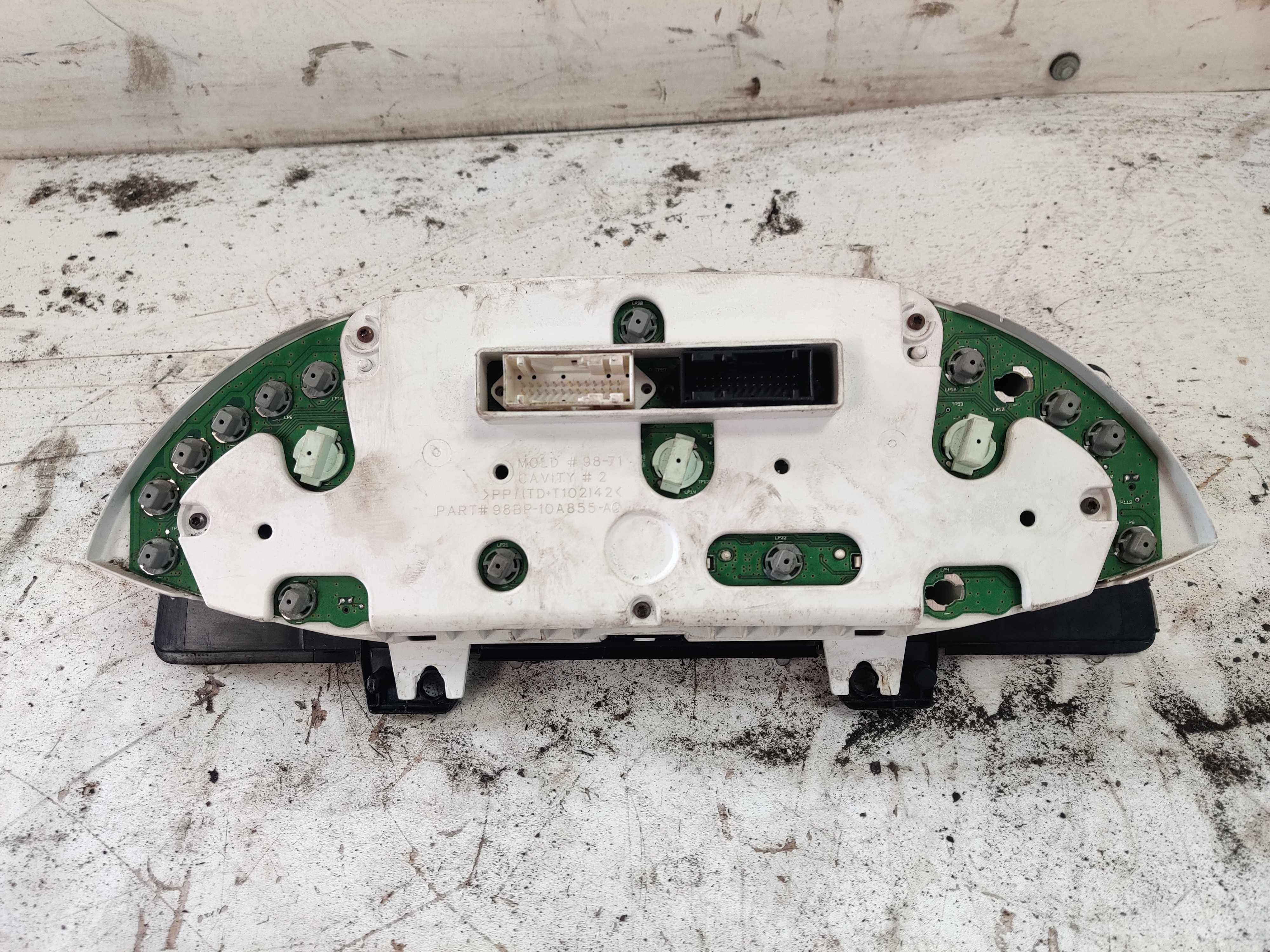 Ford Cougar 2.0 2.5 B Licznik Zegary Obrotomierz Prędkościomierz