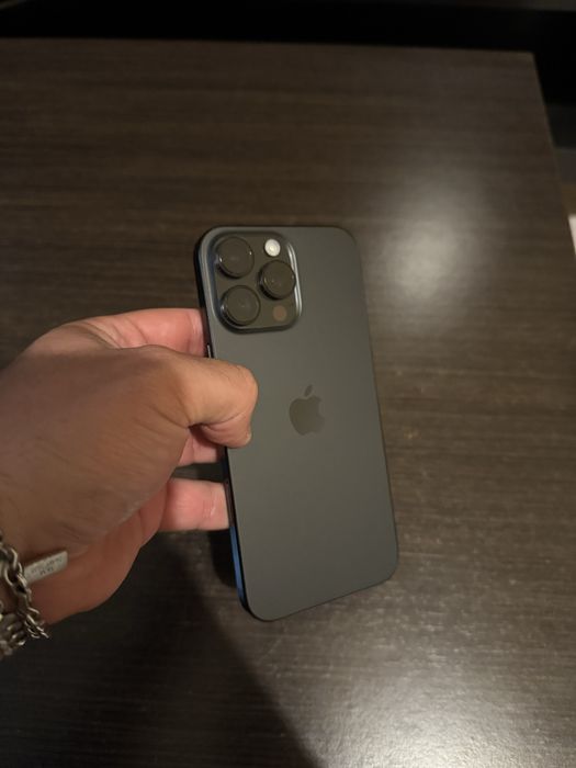 Iphone 16 Pro Max novo