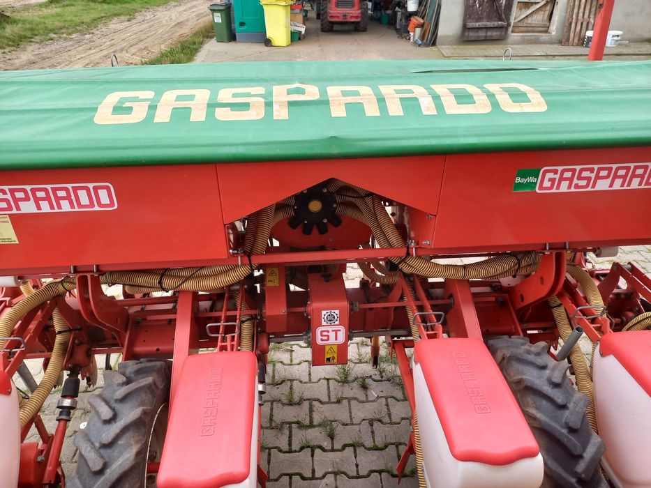 Siewnik do kukurydzy Gaspardo ST 300