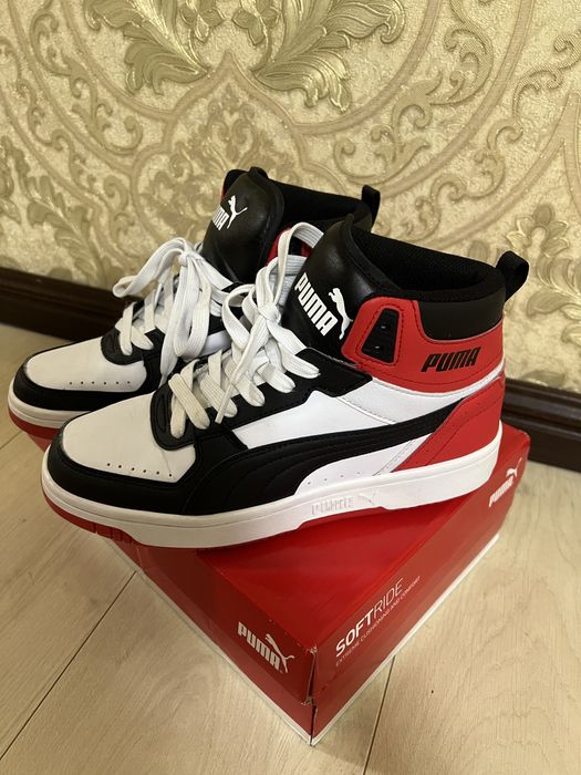 Демісезонні ботінки пума 39 розмір