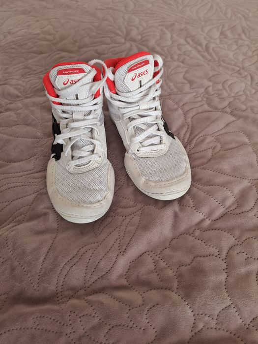 Продам борцовки моей дочери