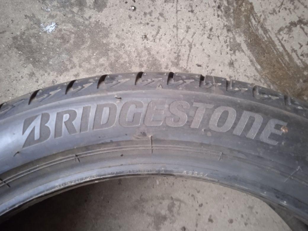 Nowe opony letnie Bridgestone 205/45R17