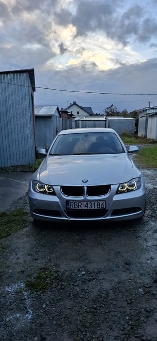 Bmw e90 318i  z 2007r