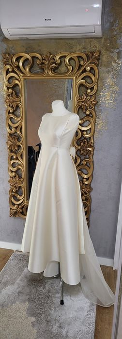 Suknia ślubna prosto z Paryża. . Rozmiar S