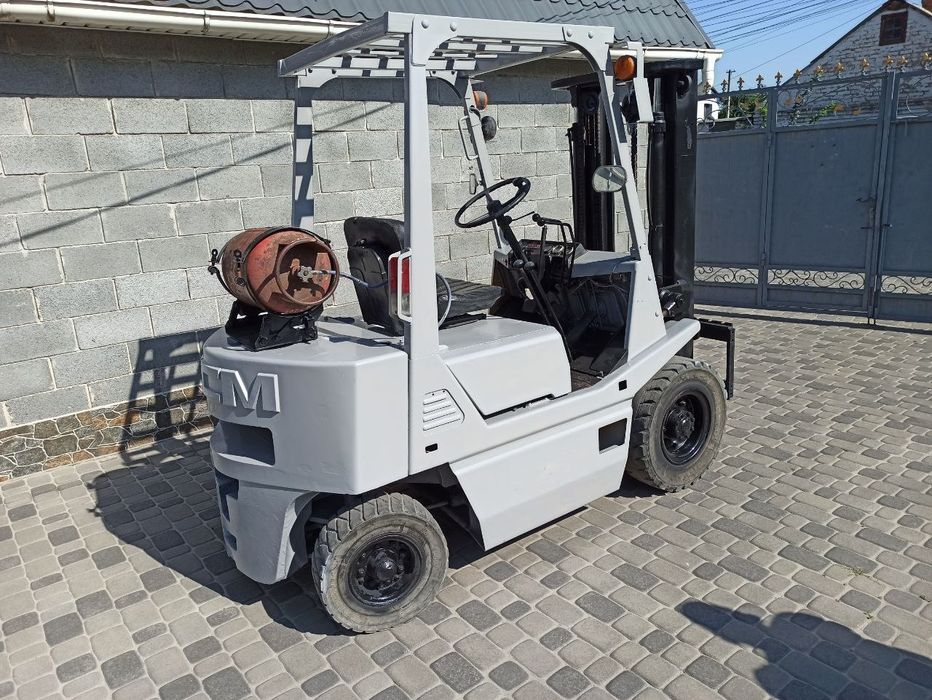 Газовый погрузчик TCM FG 20 N2