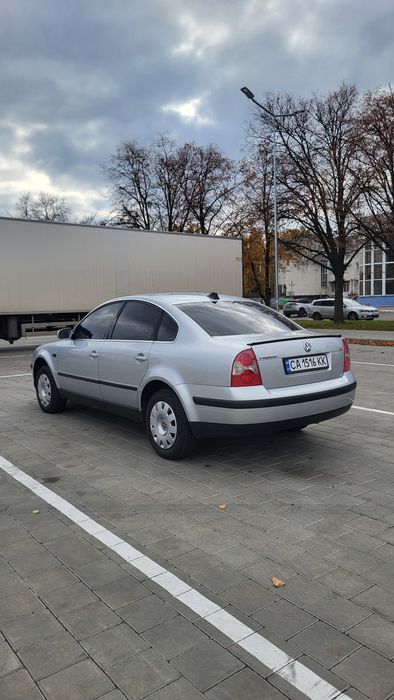 Volkswagen Passat b5 2.0 г/б