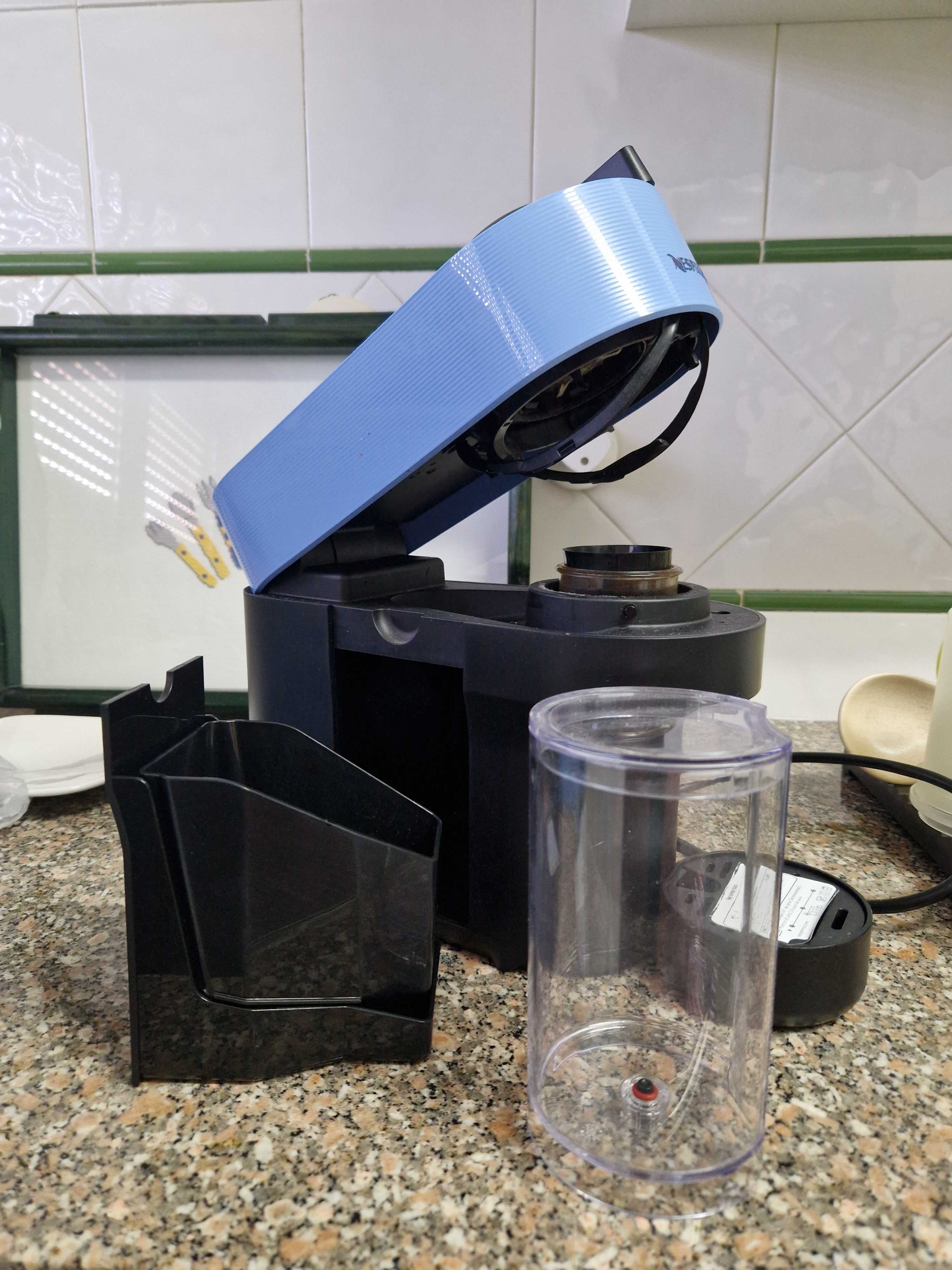 Maquina de café Nespresso Vertuo