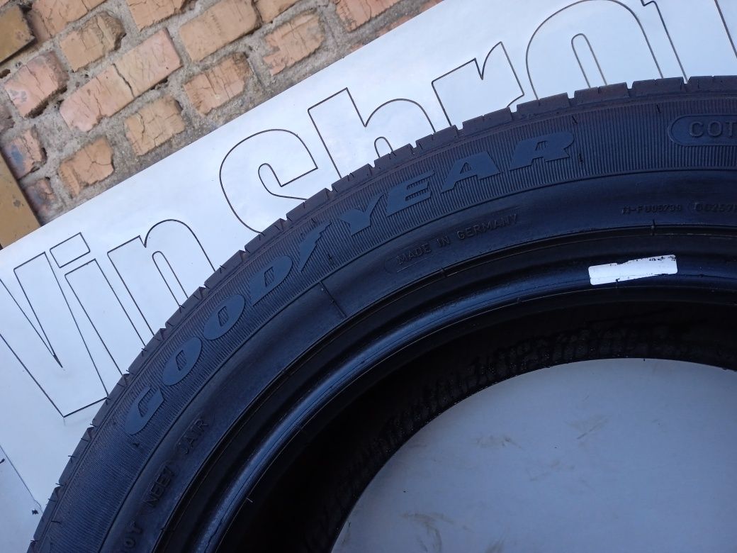 Шини 235/55 R 19 Good Year Excellence. Літо пара. Колеса склад.