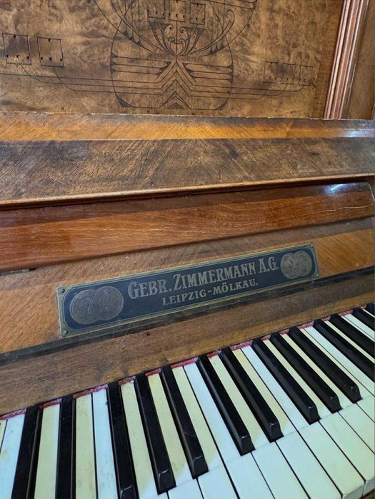 Pianino z 1884. Gebr. Zimmermann A. G.