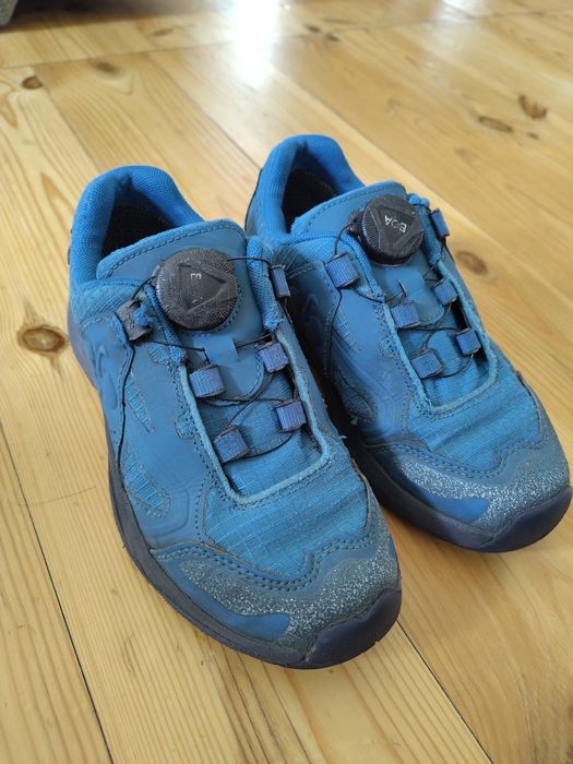 Buty sportowe Strauss rozmiar EU 33