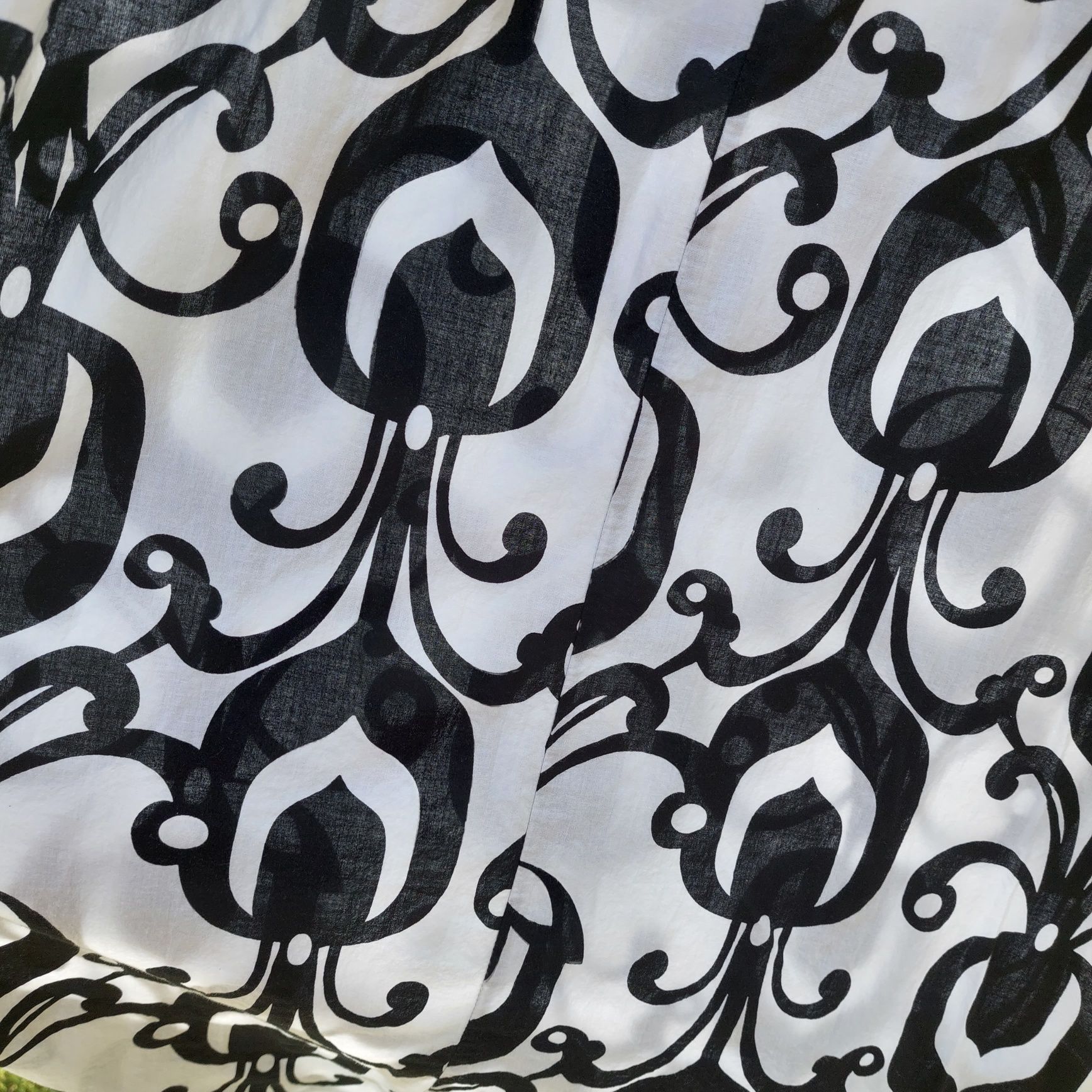 Długa czarno- biała sukienka size 10 (S/M )