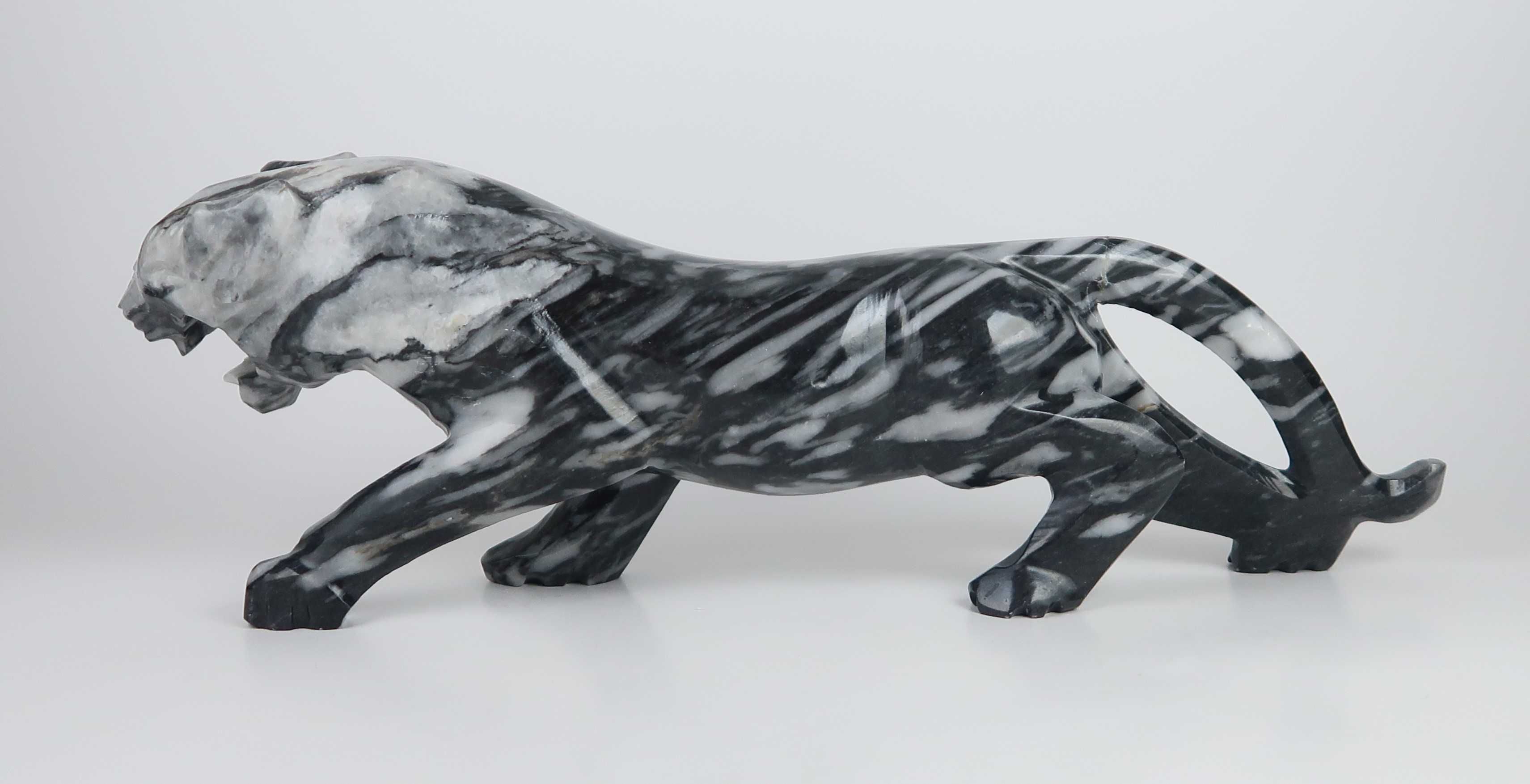 Jaguar - Escultura Art Deco em pedra mármore - 34 cm