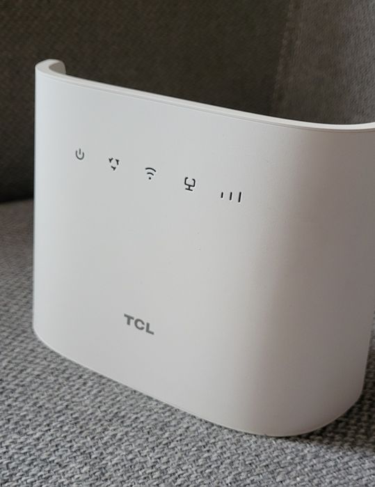 Router TCL HH132VM