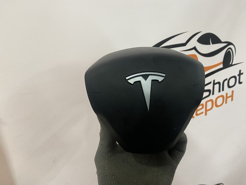 Airbag подушка безпека руль Tesla Model 3