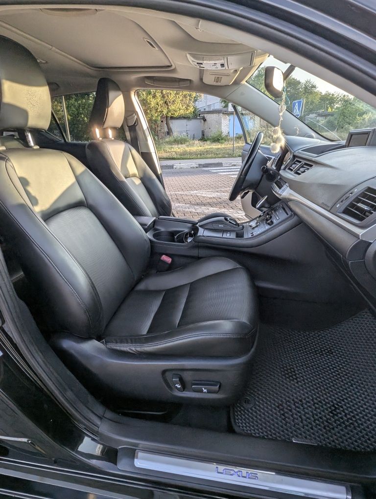 Lexus CT200 gibrid, лучший вариант для Девушки!