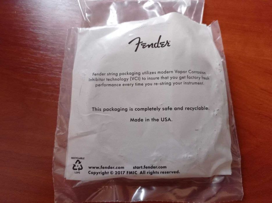 Продам струни для бас-гітари FENDER 8250-5M