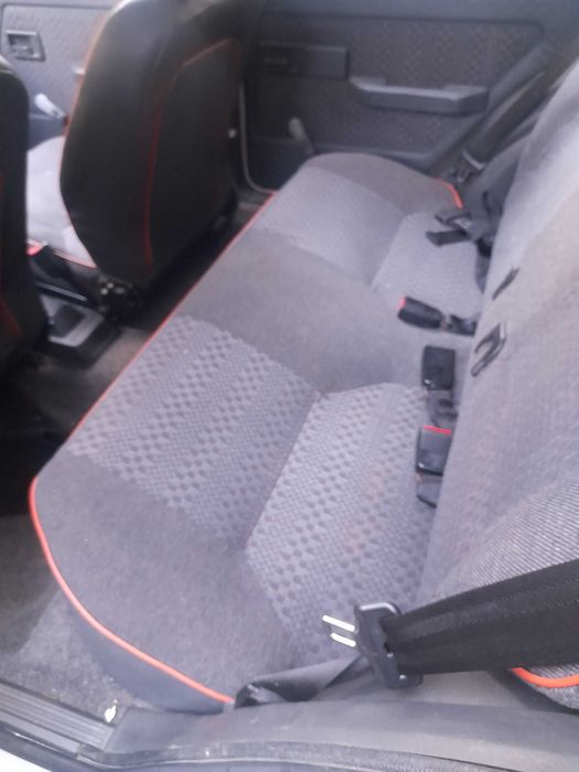 Carro  Peugeot  309   para  abate  ou para peças