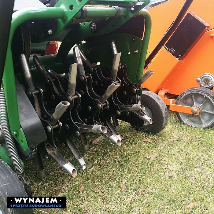 Aeratory tłokowe rurkowe wynajem areator piaskowanie kultywator