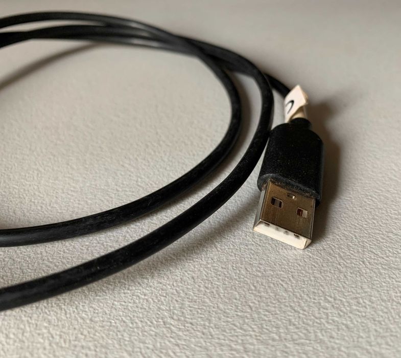 Cabo USB - microUSB