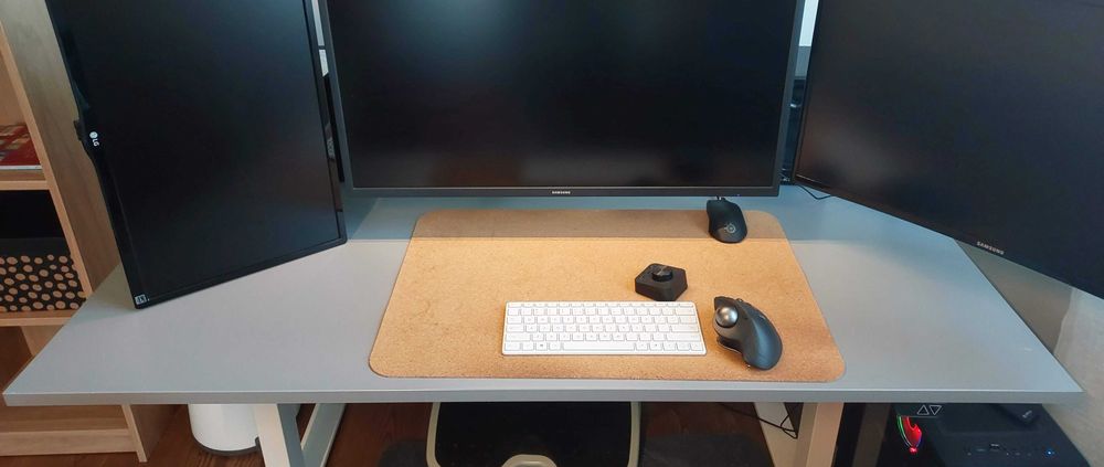 Ikea Rodulf Biurko z regulacją wysokości Szary 140x80 cm Stan BDB