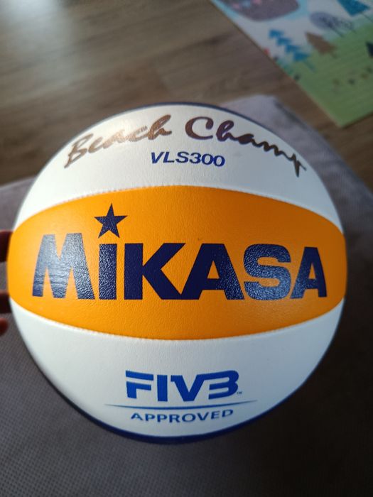 Piłka do siatkówki Mikasa vls300