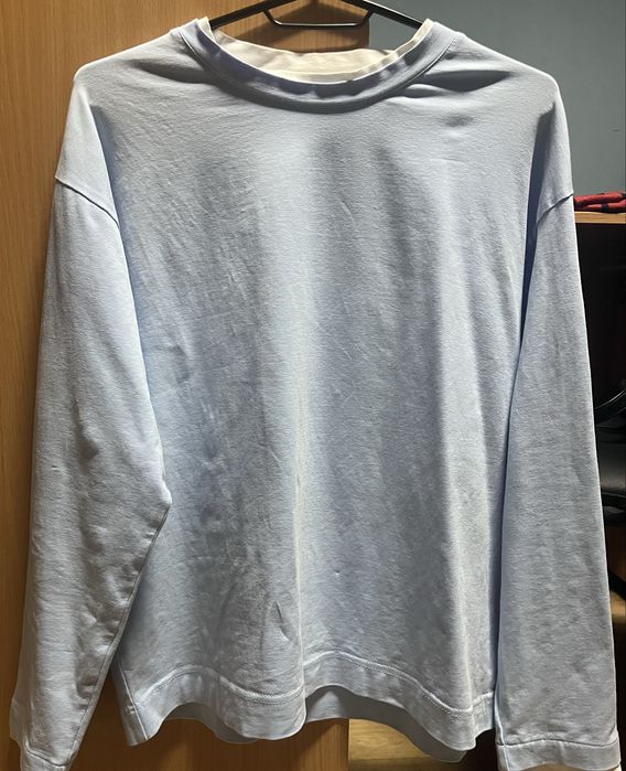 Оверсайс лонгслів блакитного кольору з білим кантом(відмінний стан)