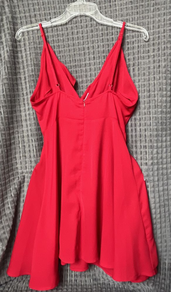Czerwona imprezowa krótka sukienka na ramiączkach M 38 must have lato