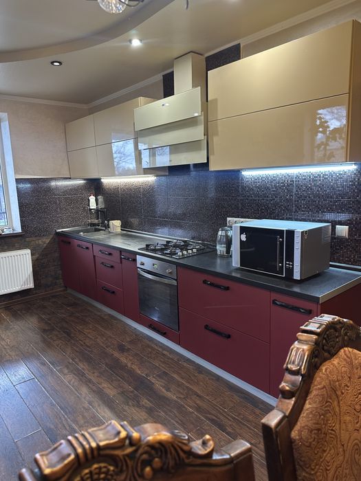 Продаж будинка в екологічному місті