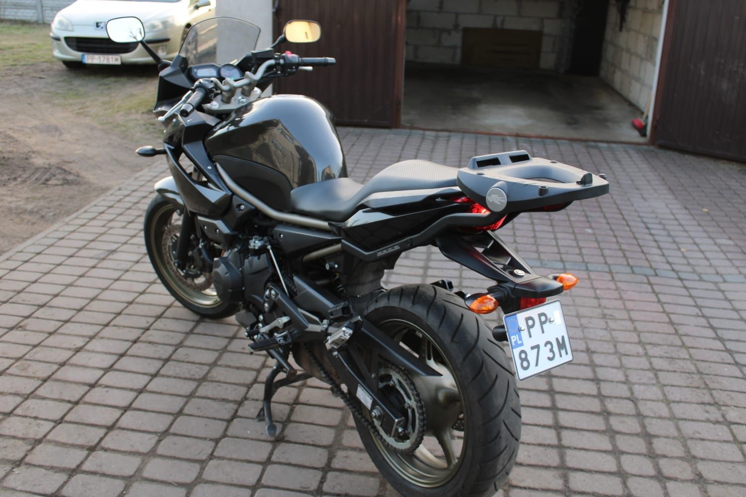 Yamaha XJ6 Zadbany