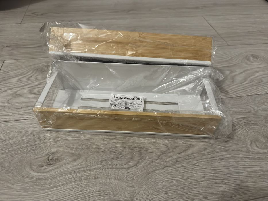 Dwie półki magnetyczne