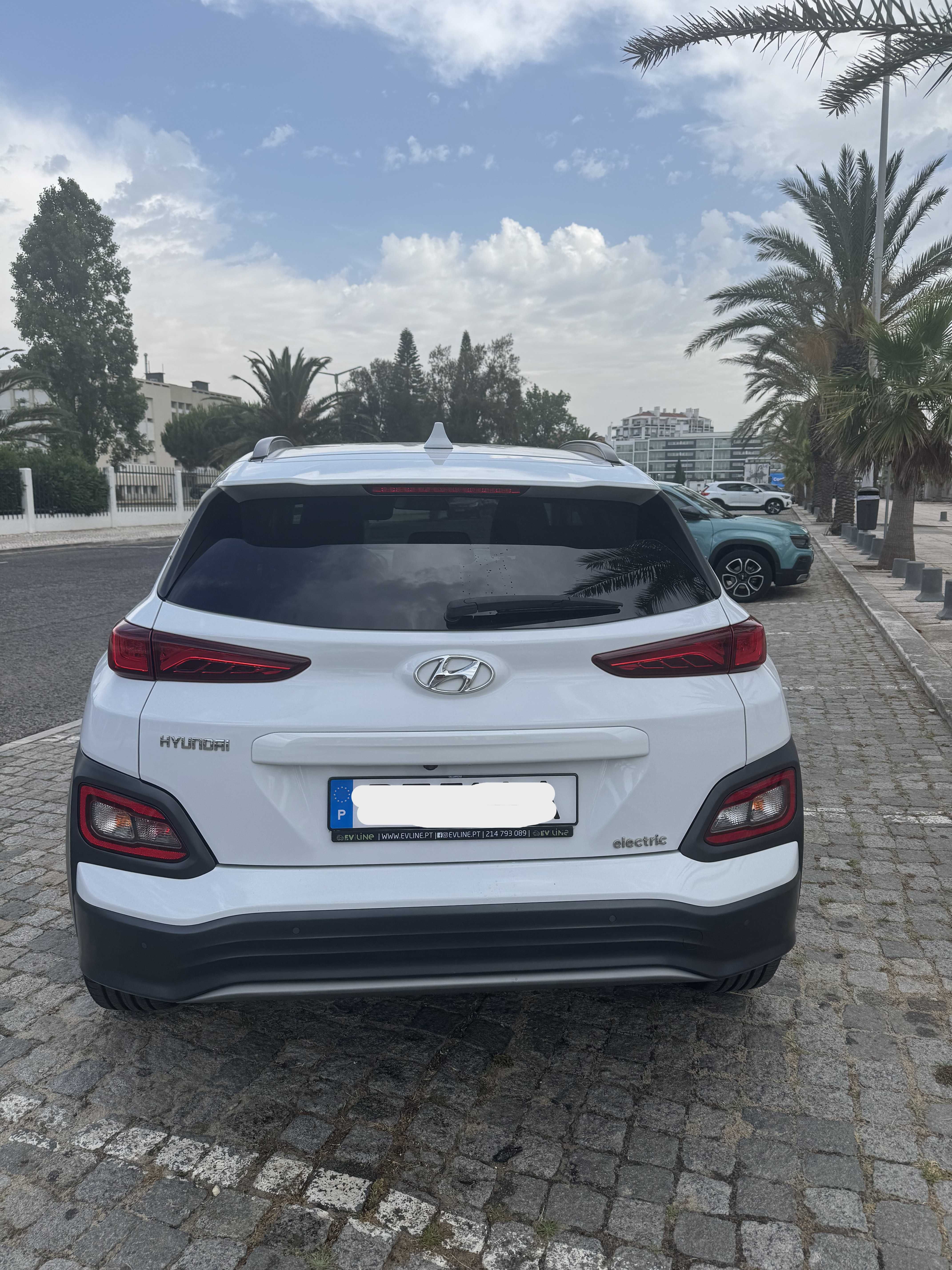 Hyundai Kauai elétrico -  Premium + LED de 64 kWh