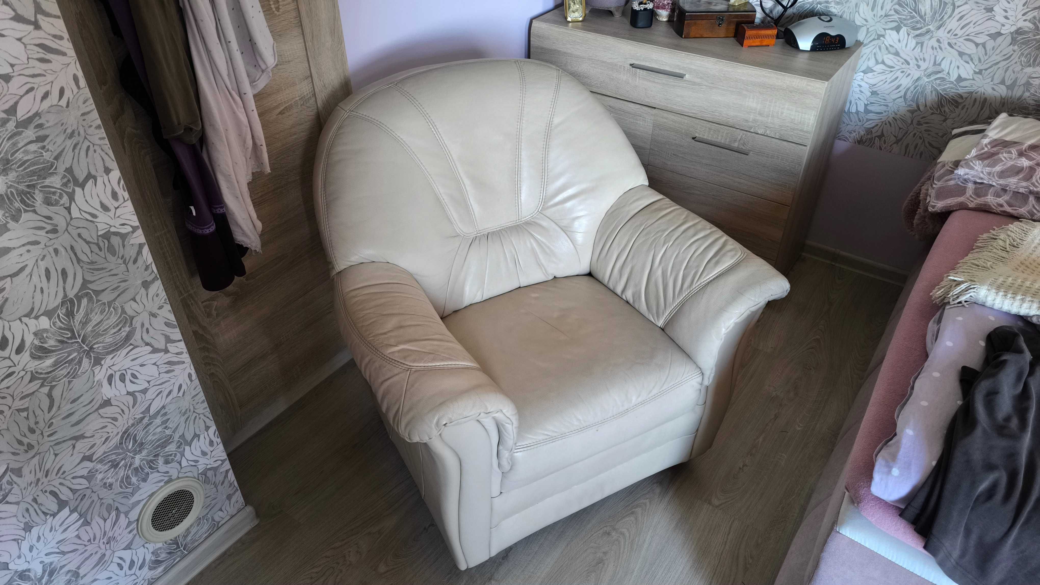 Rogówka rozkładana kanapa + fotel / SKÓRA NATURALNA w ładnym stanie