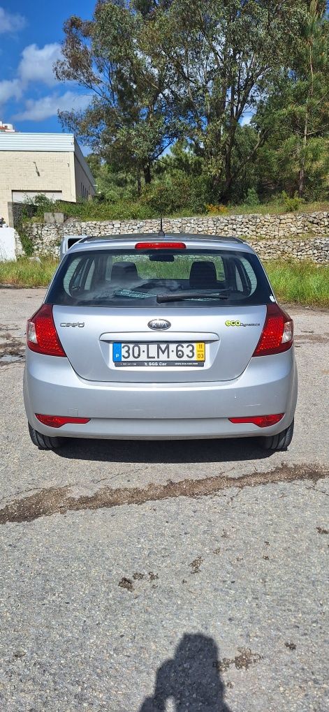 Kia ceed 1.6 CRDI 5p versão 125 cv