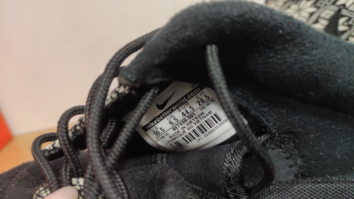 Nike 44p/28,5см, кроссовки оригинал