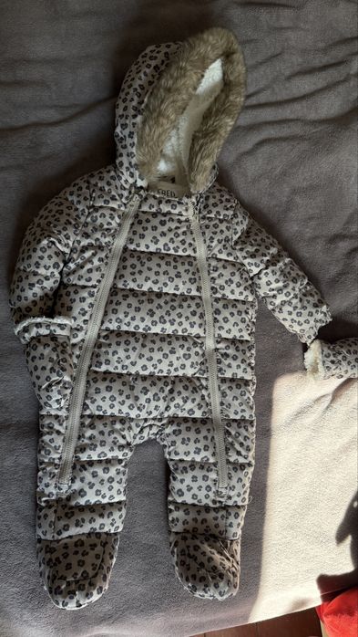 Комбінезон для дівчинки