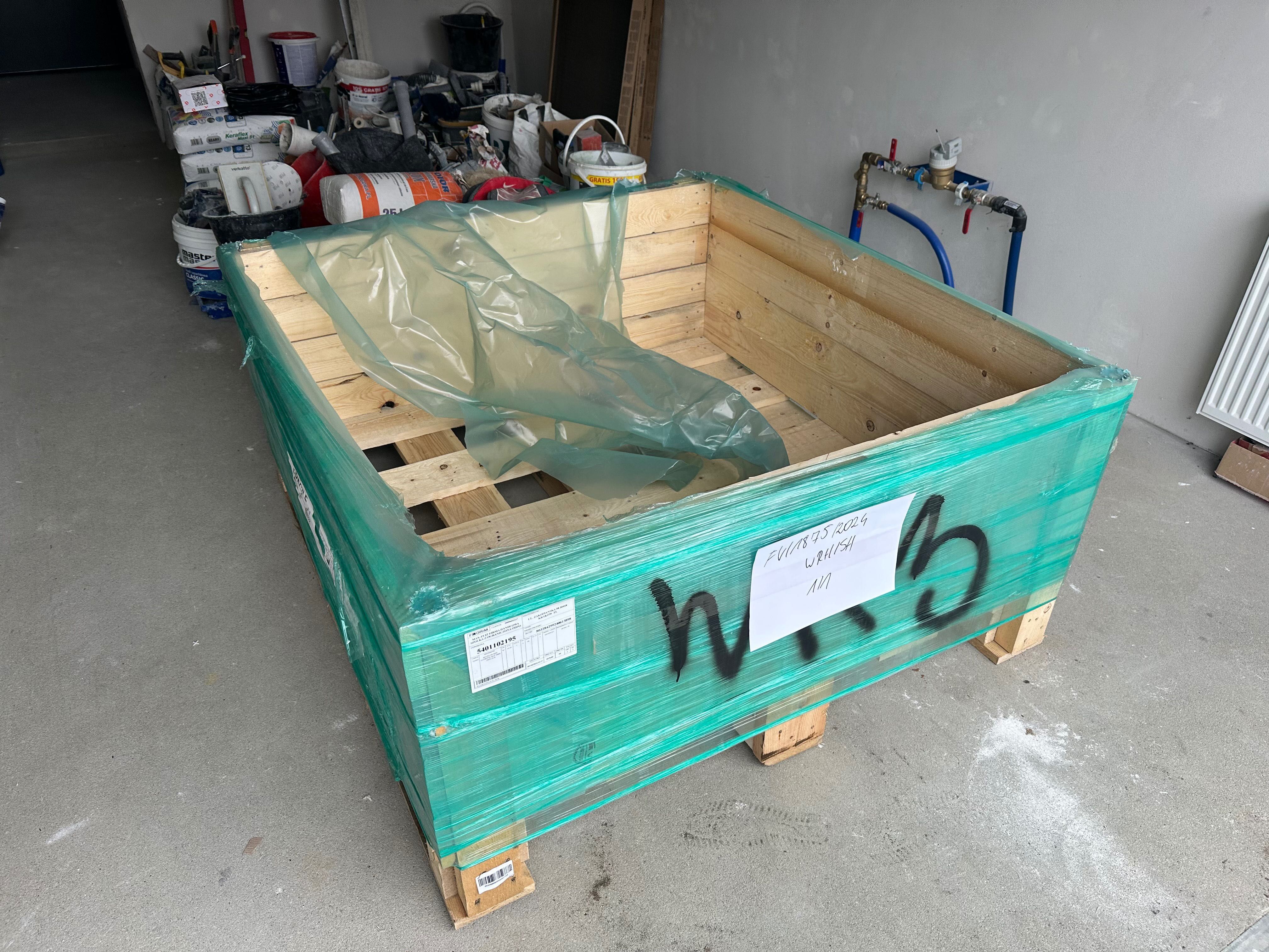 Skrzynia - paleta do transportu płytek wielkoformatowych 130x130x53