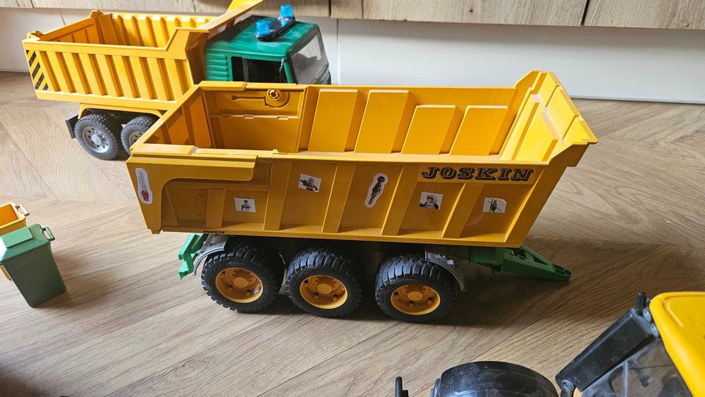 Bruder Smieciarka, Traktor, Ciężarówka, Przyczepa, Man, Fastrac