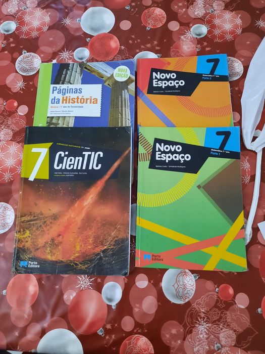 Livros 7° ano  de varias disciplinas