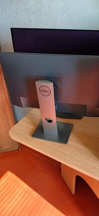 Монітор 23" Dell P2319H Black