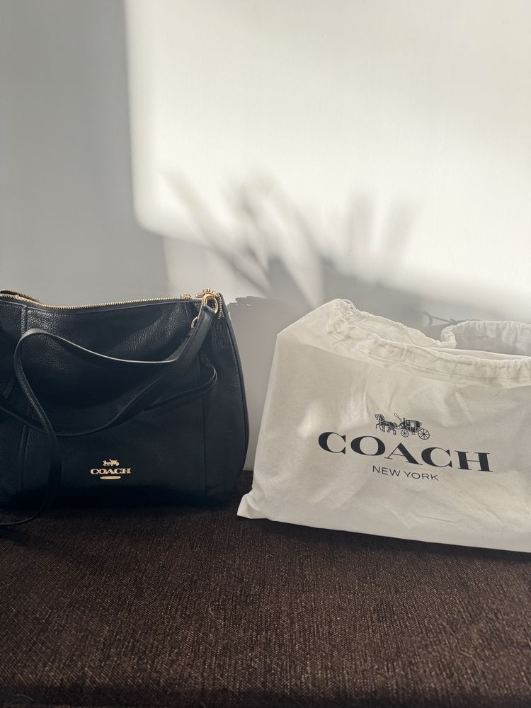 Mala preta Coach nova