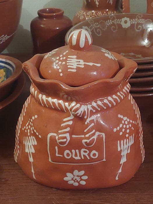 Recepiente para guardar louro